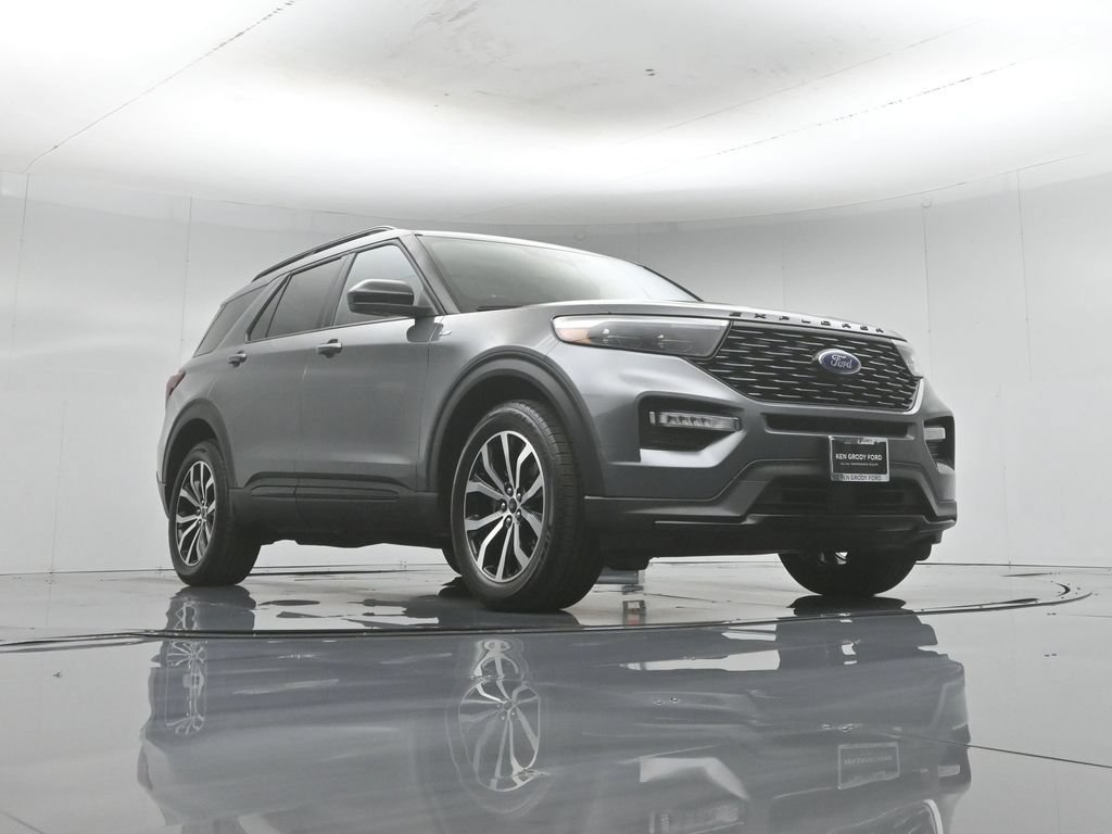 Certified 2022 Ford Explorer ST-Line w/ Class IV Trailer Tow Package AWD/4WD image 46