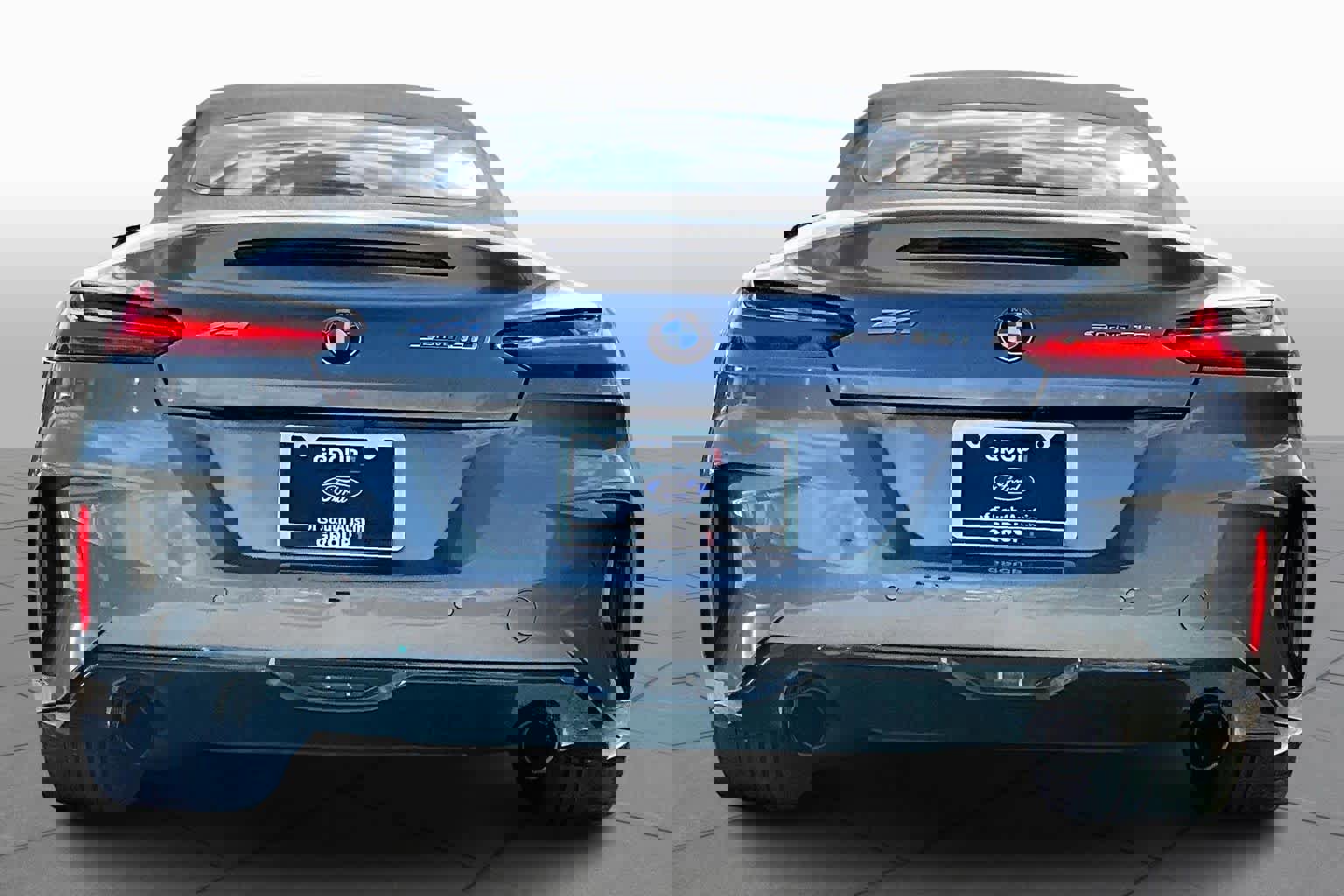 Used 2024 BMW Z4 sDrive30i w/ Shadowloine Package image 2