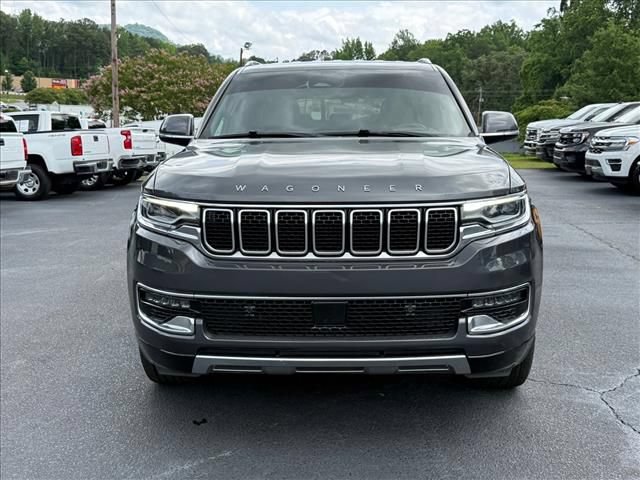 Used 2022 Jeep Wagoneer Series III AWD/4WD image 9