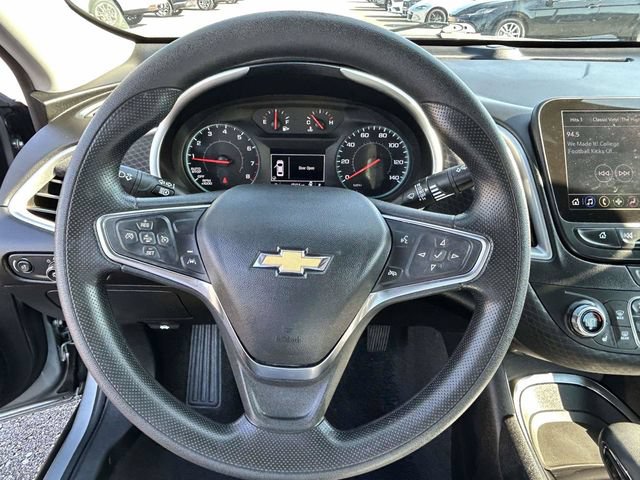 Used 2025 Chevrolet Malibu LT FWD image 7