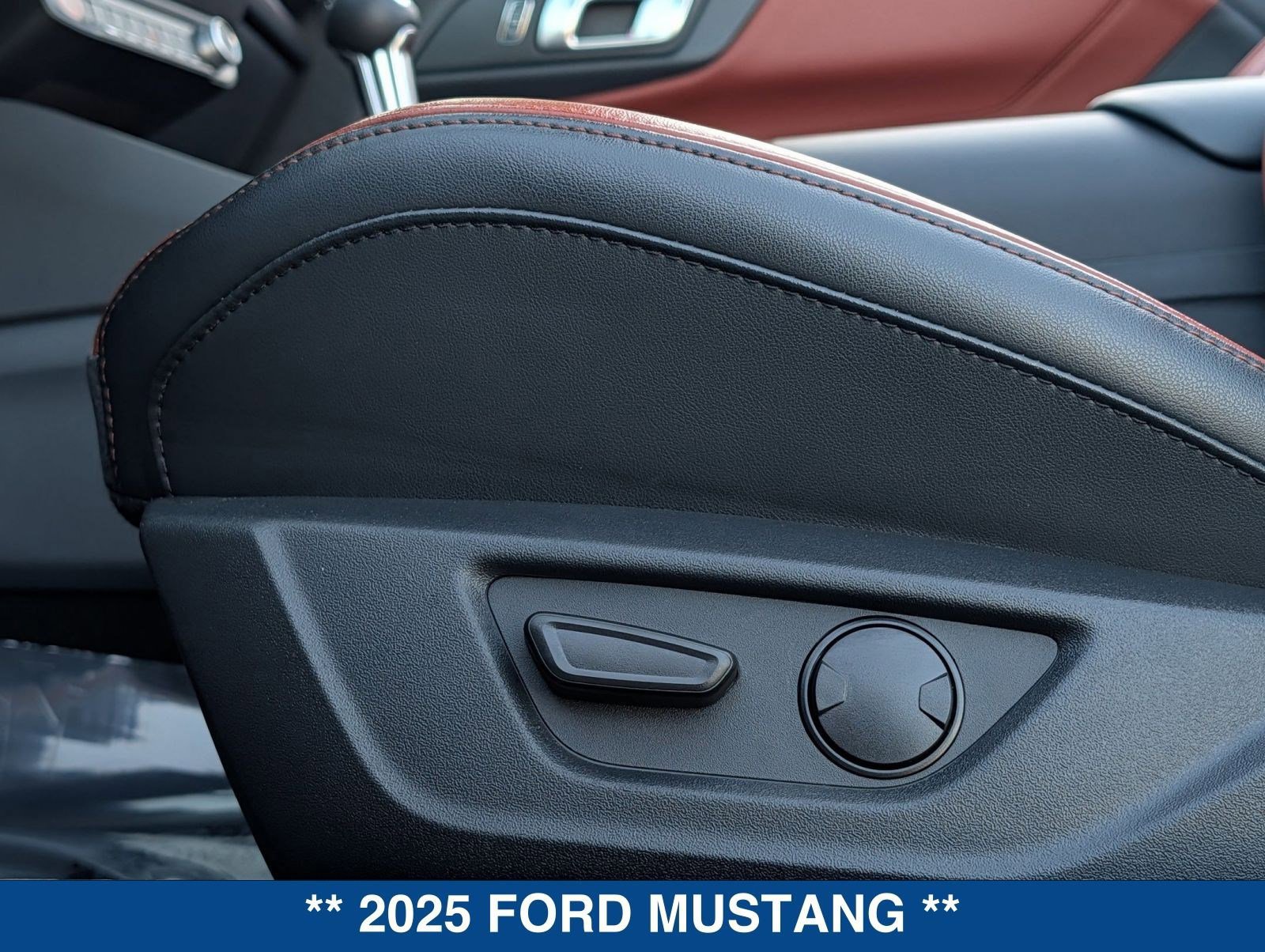 Certified 2025 Ford Mustang Premium image 18