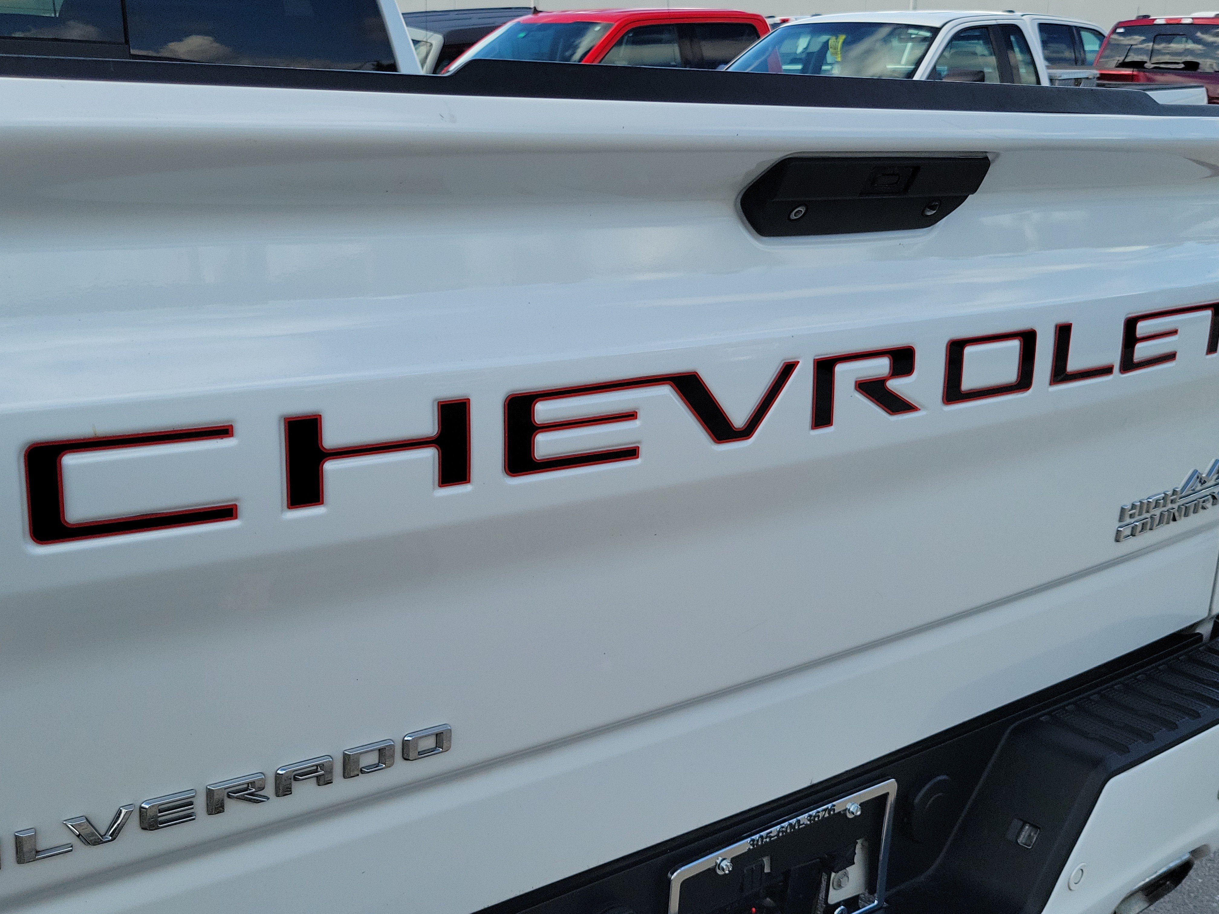 Used 2022 Chevrolet Silverado 1500 High Country AWD/4WD image 29
