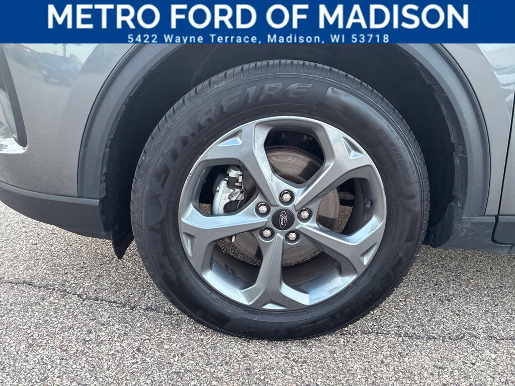Certified 2025 Ford Escape ST-Line AWD/4WD image 44