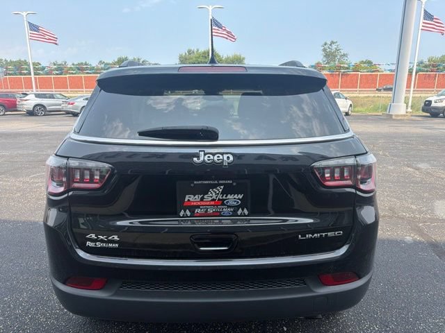 Used 2022 Jeep Compass Limited AWD/4WD image 3