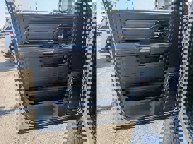 Used 2023 RAM 2500 Limited image 12
