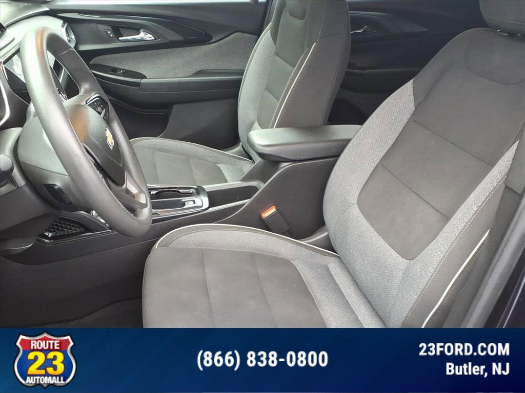 Used 2021 Chevrolet TrailBlazer LT w/ Convenience Package image 20