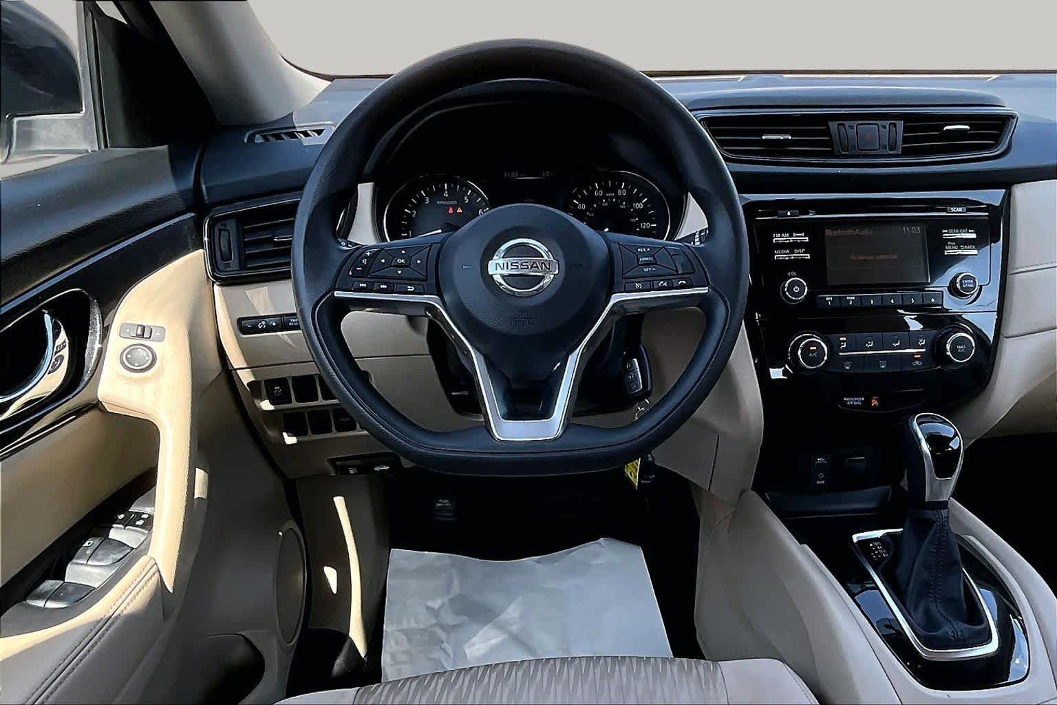 Used 2017 Nissan Rogue S FWD image 8