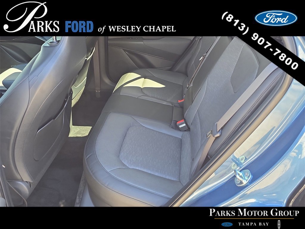 Used 2023 Kia Niro SX Touring image 15