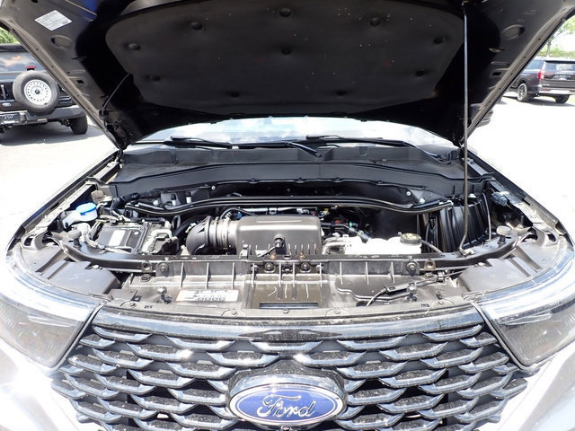 Certified 2024 Ford Explorer ST-Line w/ Class IV Trailer Tow Package AWD/4WD image 16