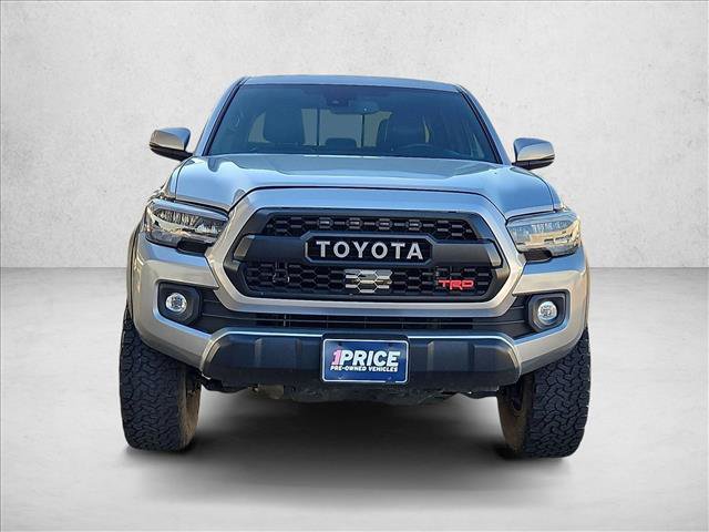 Used 2021 Toyota Tacoma TRD Off-Road w/ TRD Premium Off Road Package AWD/4WD image 2