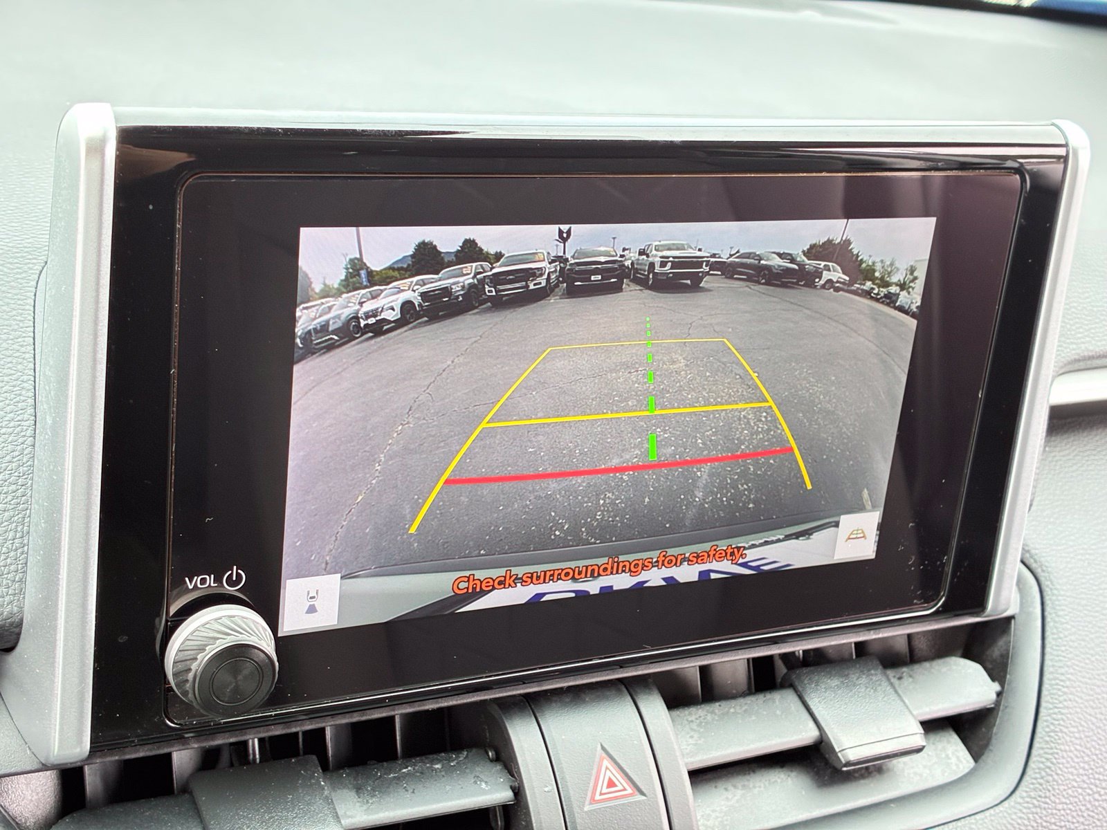 Used 2023 Toyota RAV4 XLE AWD/4WD image 19