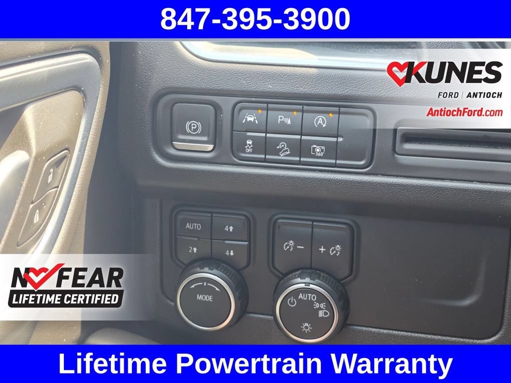 Used 2023 Chevrolet Tahoe Z71 w/ Luxury Package AWD/4WD image 43