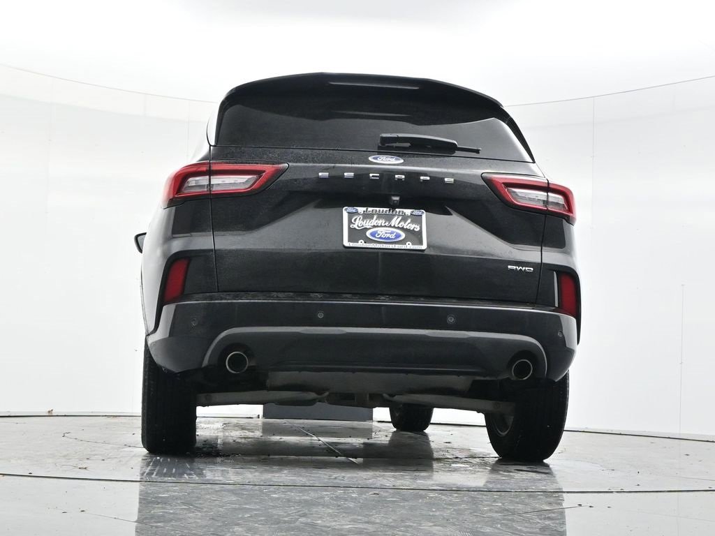 Certified 2023 Ford Escape ST-Line w/ Tech Pack #1 image 11