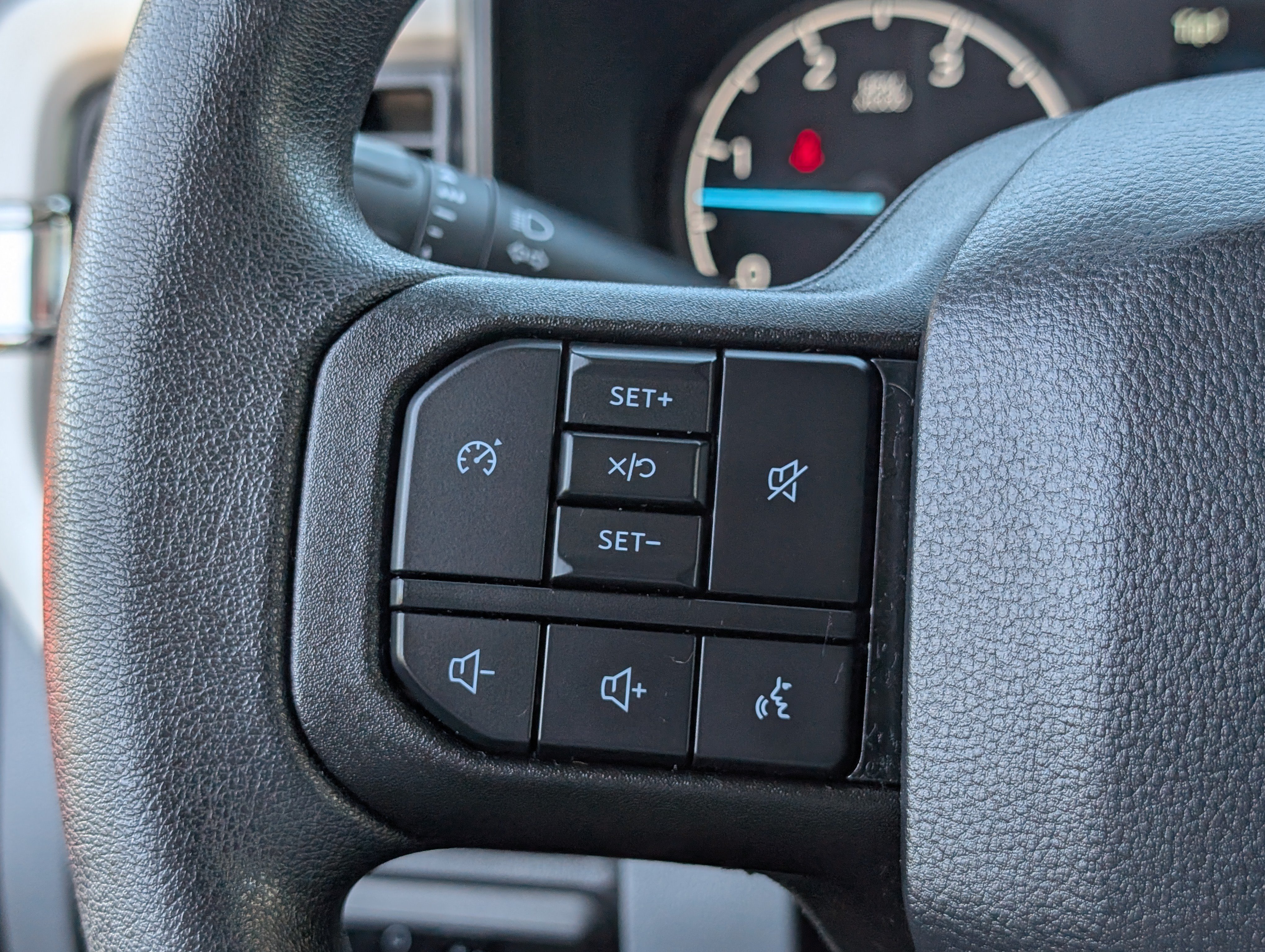 Certified 2024 Ford F350 XLT AWD/4WD image 25