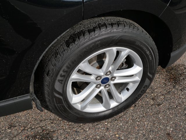 Certified 2020 Ford Edge SEL w/ Convenience Package AWD/4WD image 8