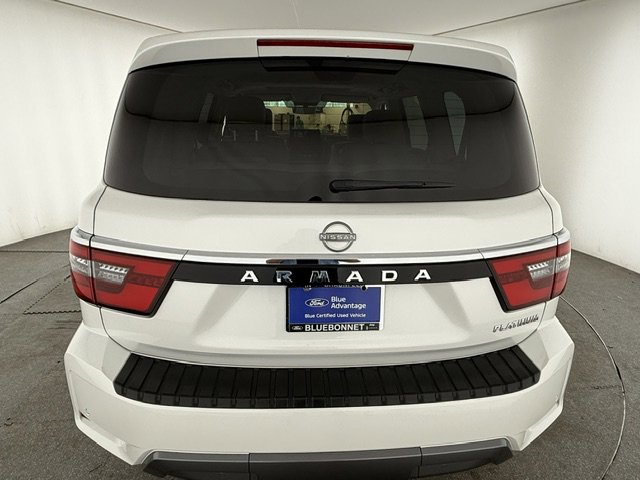 Used 2023 Nissan Armada Platinum w/ Captain's Chairs Package RWD image 4