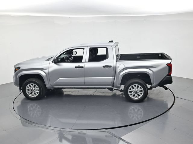 Used 2024 Toyota Tacoma SR w/ SR Upgrade Package AWD/4WD image 40