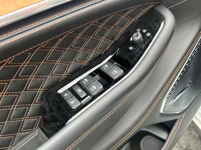 Used 2024 Jeep Grand Cherokee L Summit image 21