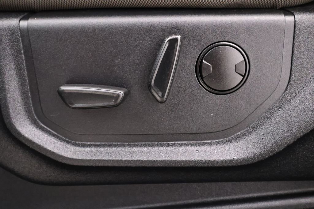 Certified 2019 Ford F150 XLT w/ Equipment Group 302A Luxury image 13