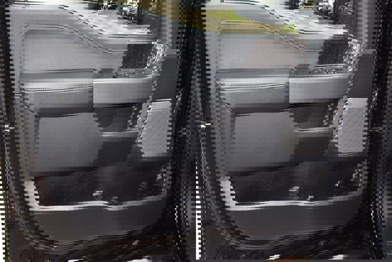 Certified 2023 Ford F250 Lariat w/ Lariat Ultimate Package AWD/4WD image 39