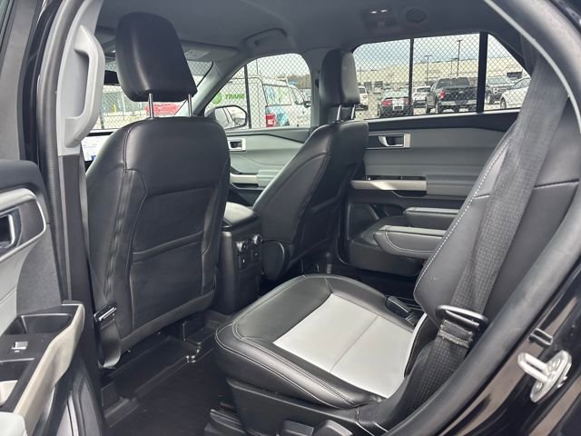 Certified 2022 Ford Explorer XLT w/ Equipment Group 202A image 13