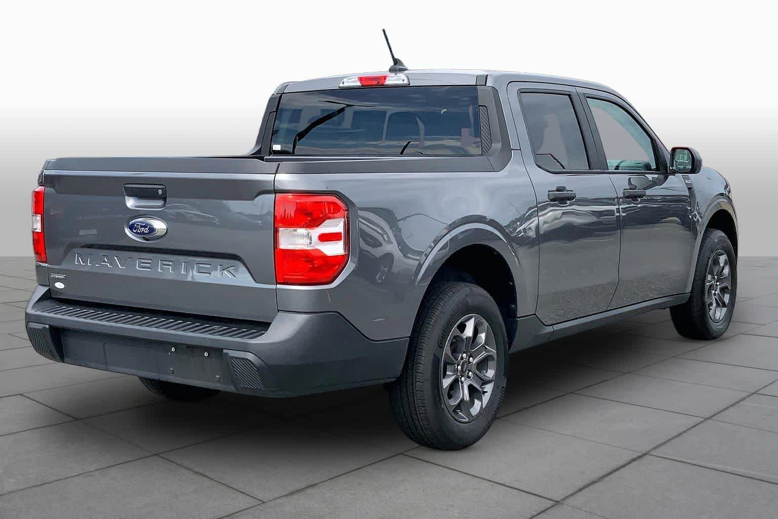 Certified 2024 Ford Maverick XLT FWD image 12