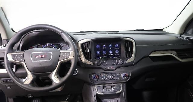 Used 2024 GMC Terrain Denali w/ Denali Premium Package AWD/4WD image 12