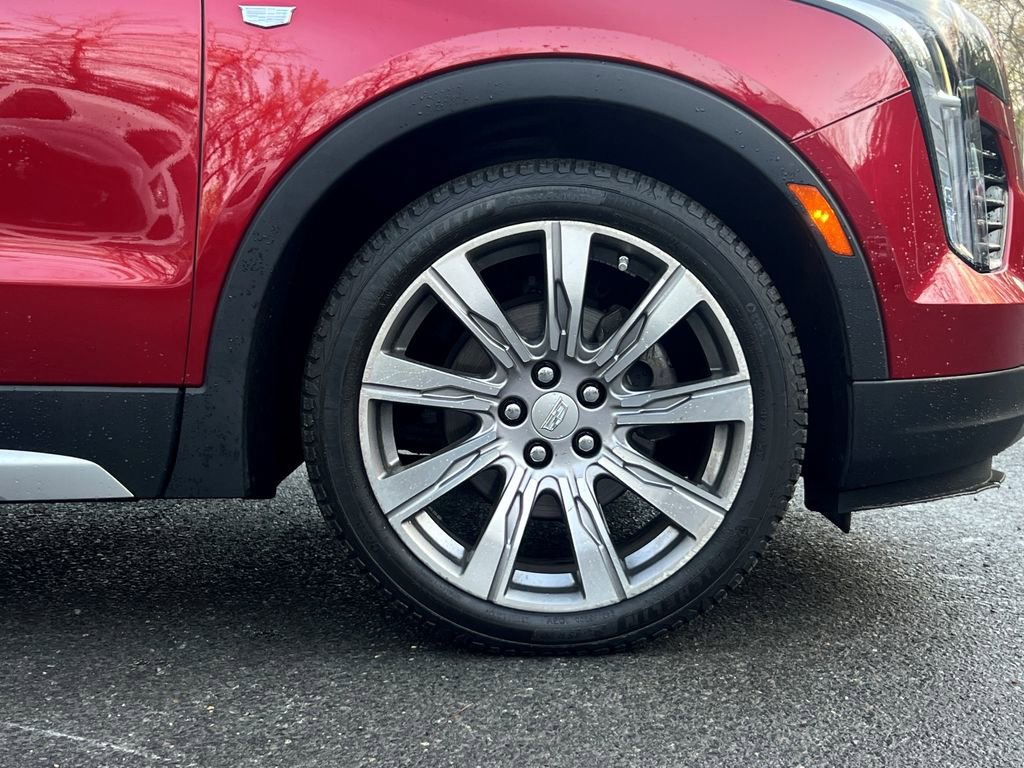 Used 2019 Cadillac XT4 Premium Luxury w/ Driver Assist Package AWD/4WD image 9