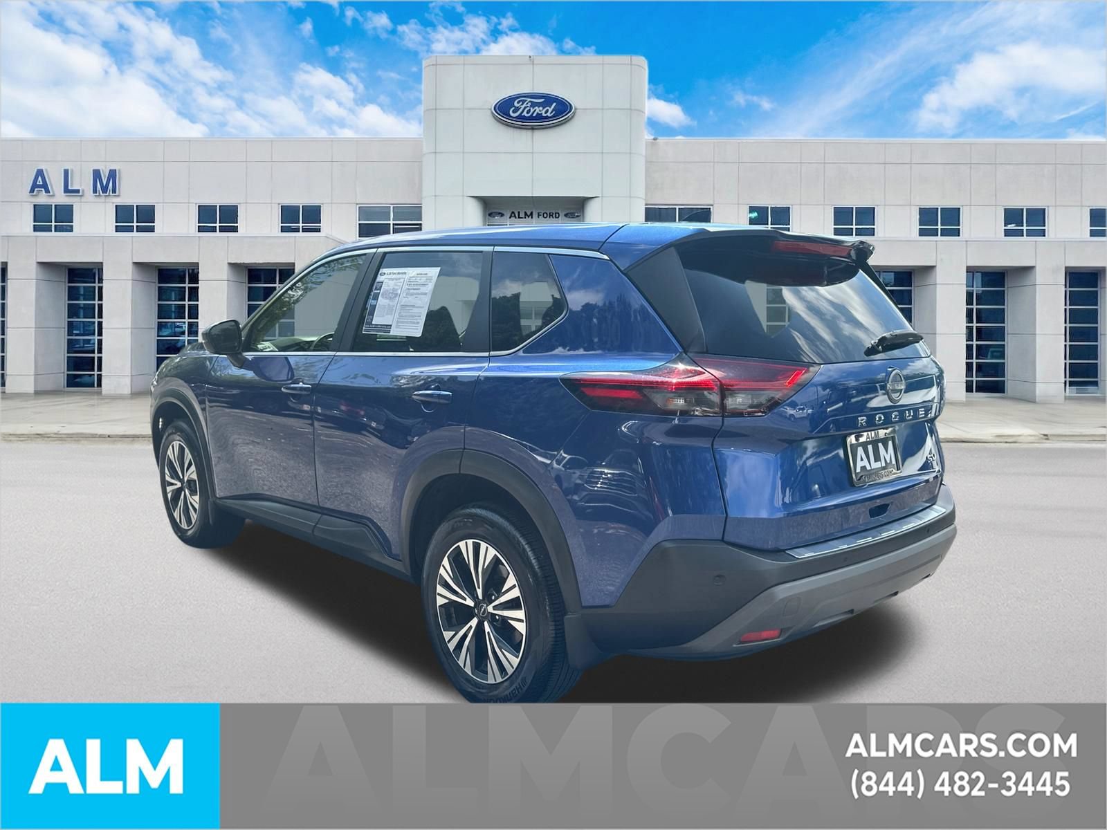Used 2023 Nissan Rogue SV FWD image 8