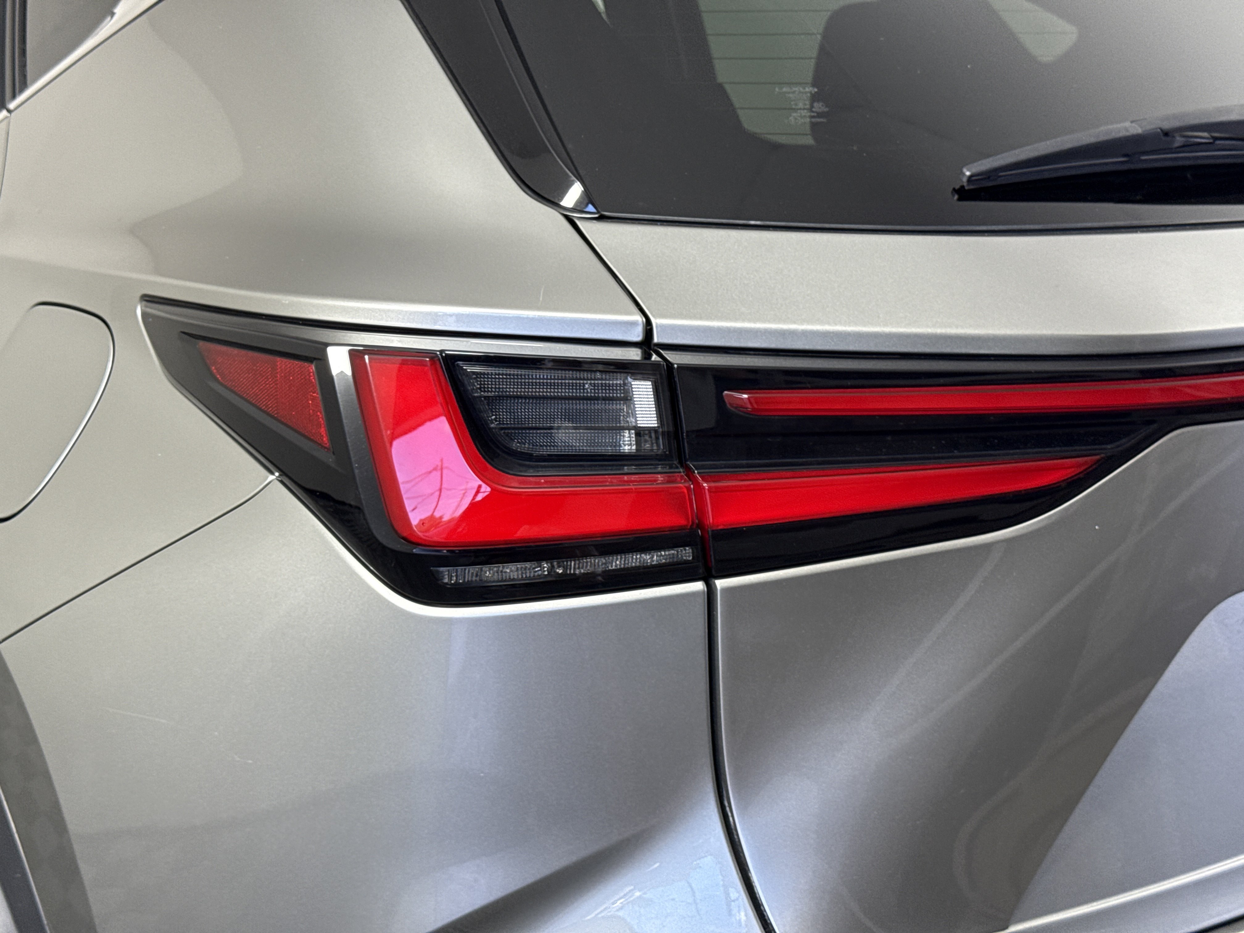 Used 2022 Lexus NX 350 AWD image 8