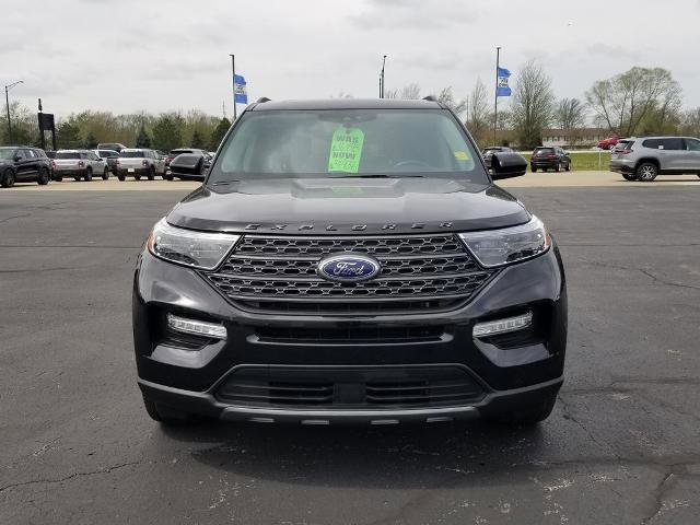 Certified 2023 Ford Explorer XLT w/ Equipment Group 202A AWD/4WD image 8