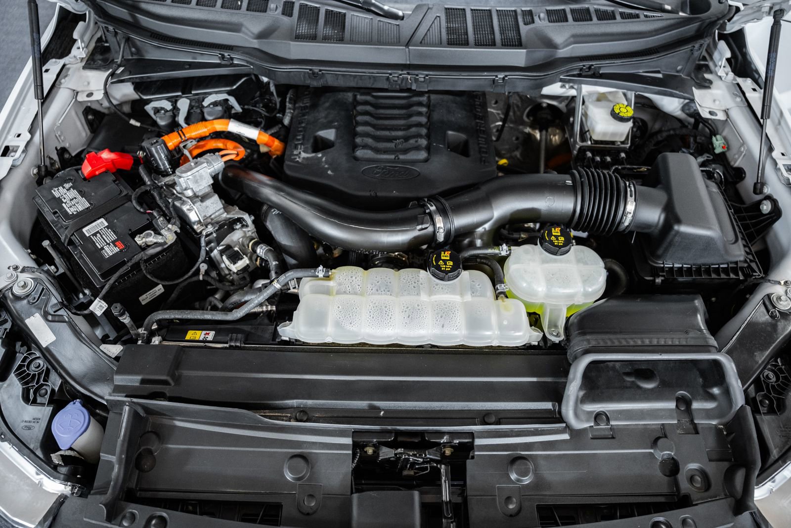 Certified 2023 Ford F150 Lariat w/ Equipment Group 502A High image 25