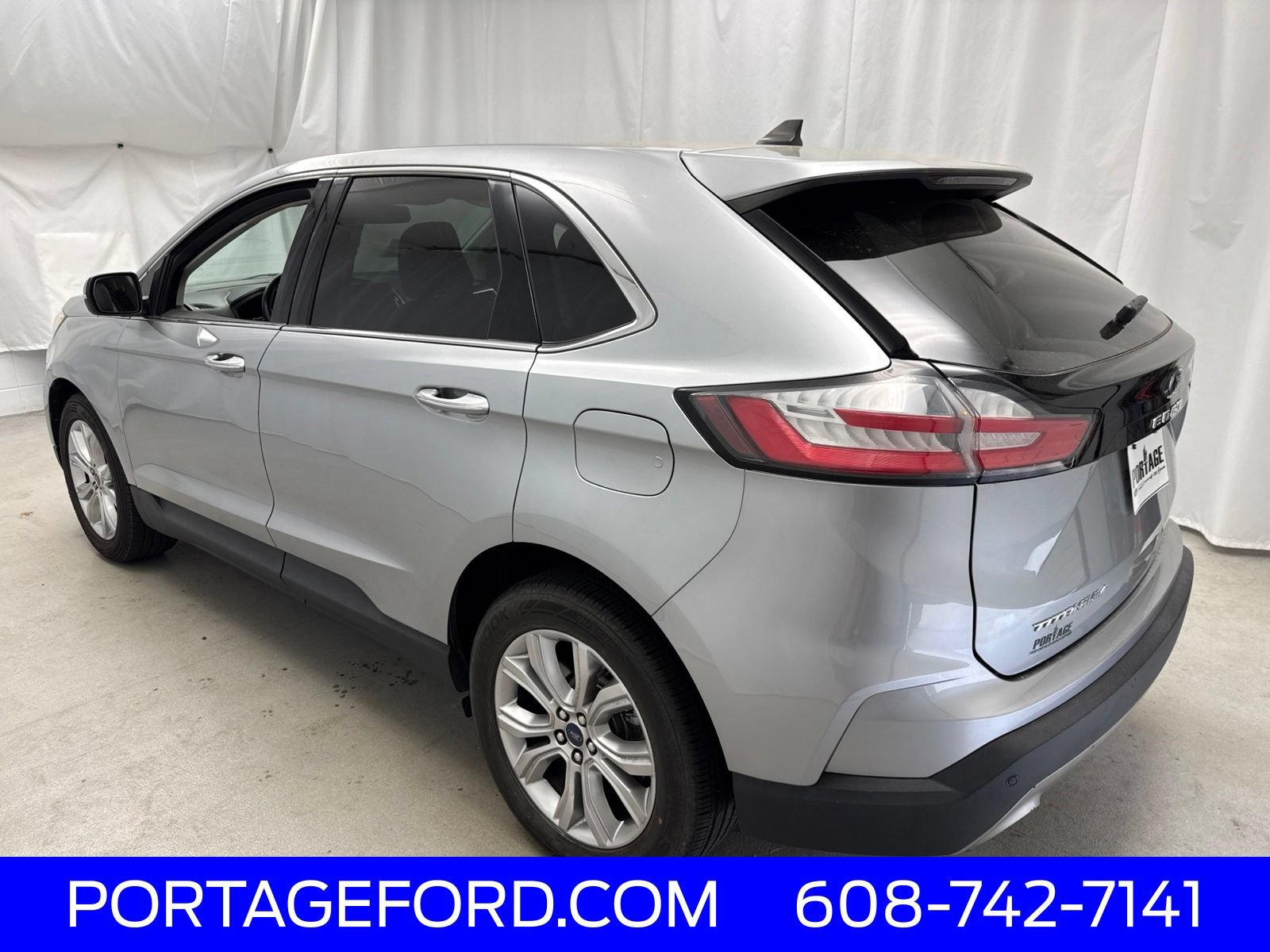 Certified 2022 Ford Edge Titanium w/ Equipment Group 301A AWD/4WD image 4