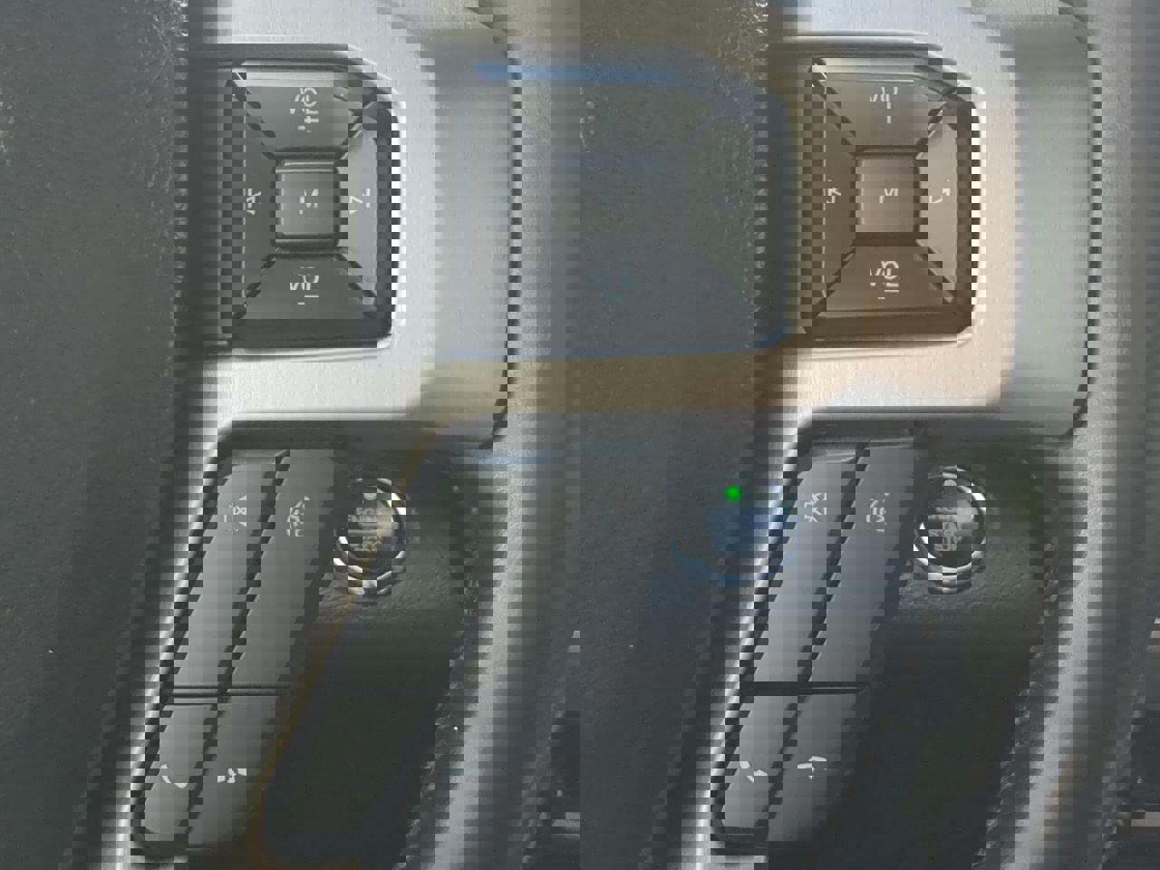 Certified 2020 Ford F450 Platinum w/ FX4 Off-Road Package image 25