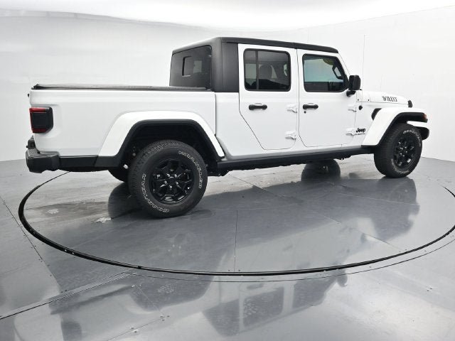 Used 2021 Jeep Gladiator Sport AWD/4WD image 10