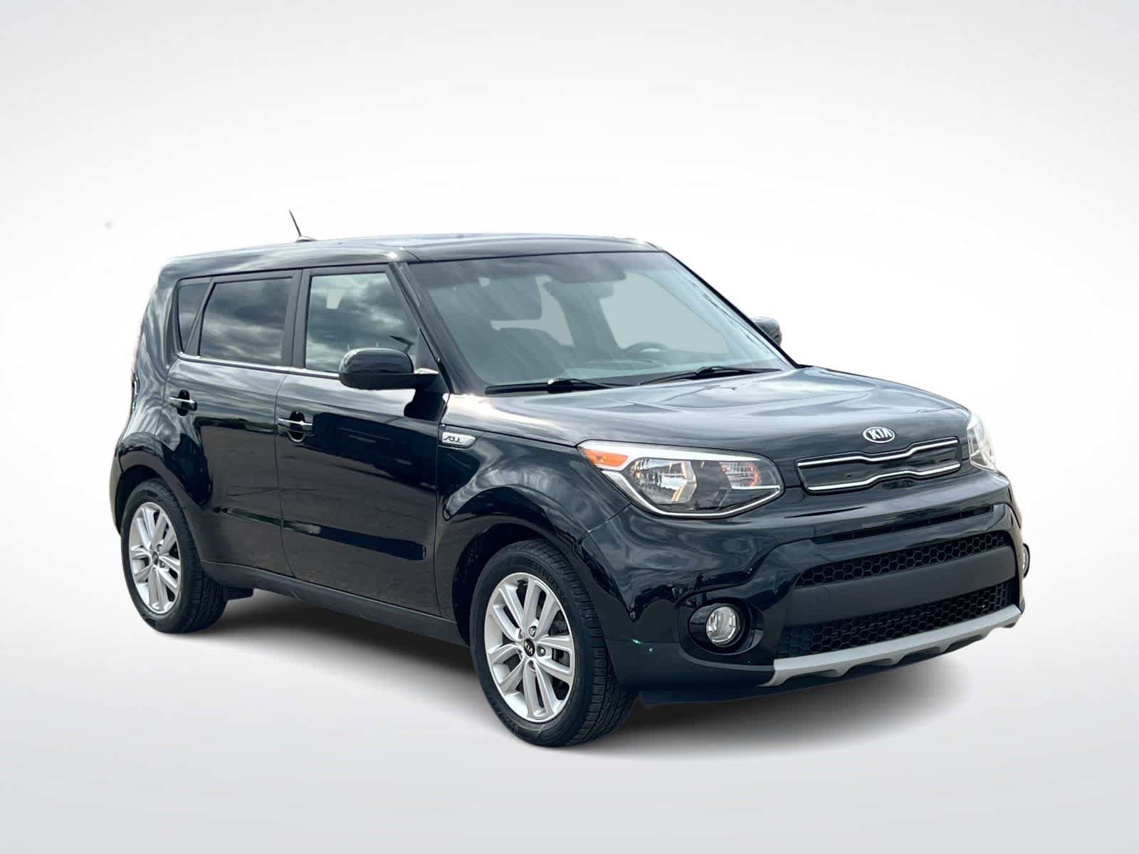 Used 2019 Kia Soul + FWD image 2