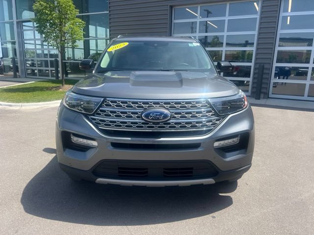 Certified 2023 Ford Explorer Limited w/ Equipment Group 301A AWD/4WD image 2