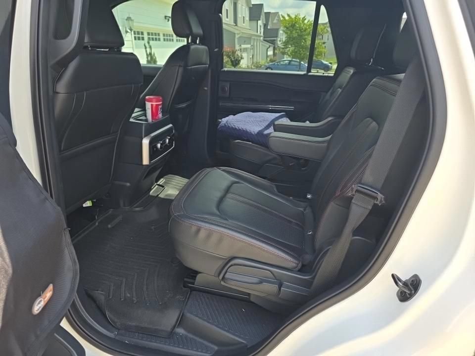 Certified 2023 Ford Expedition Limited AWD/4WD image 5