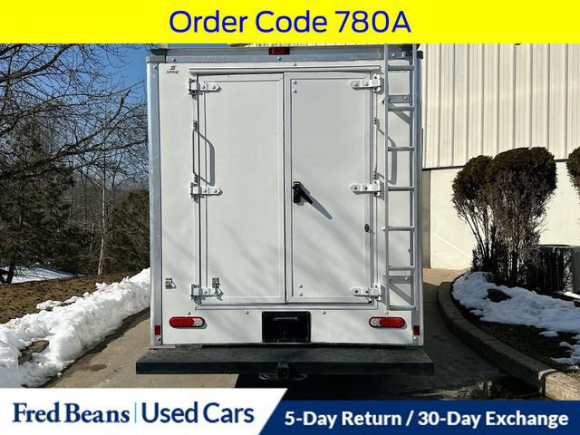 Certified 2018 Ford E-350 and Econoline 350 Super Duty w/ Power Windows & Locks Group image 4