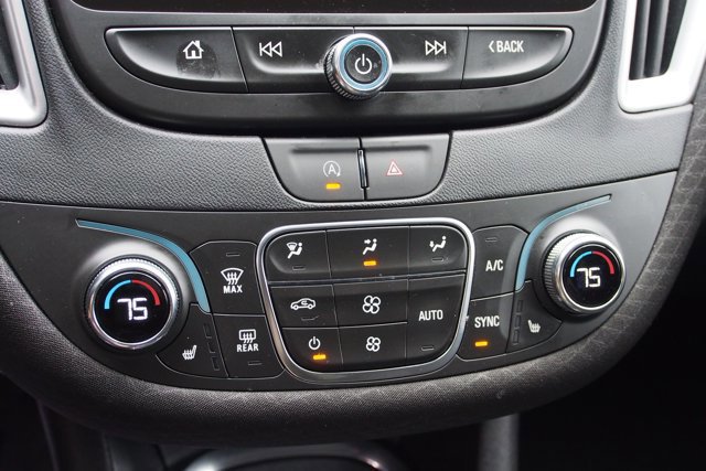 Used 2023 Chevrolet Malibu LT image 25