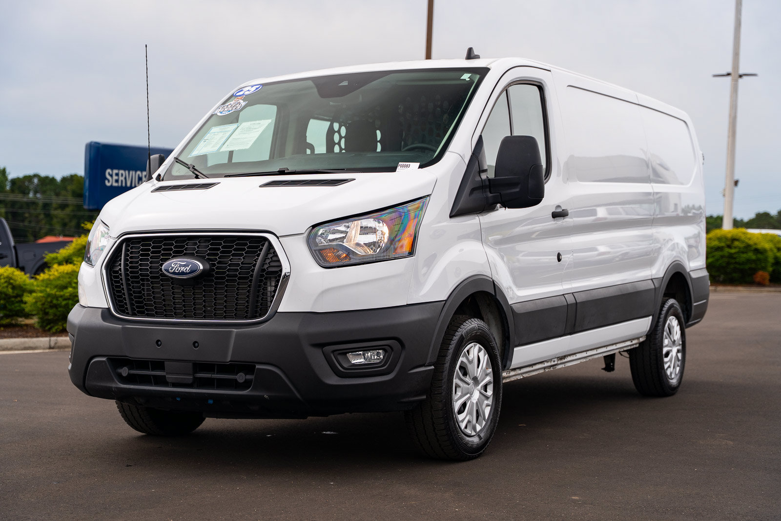 Certified 2025 Ford Transit 250 Low Roof w/ Exterior Upgrade Package RWD image 3