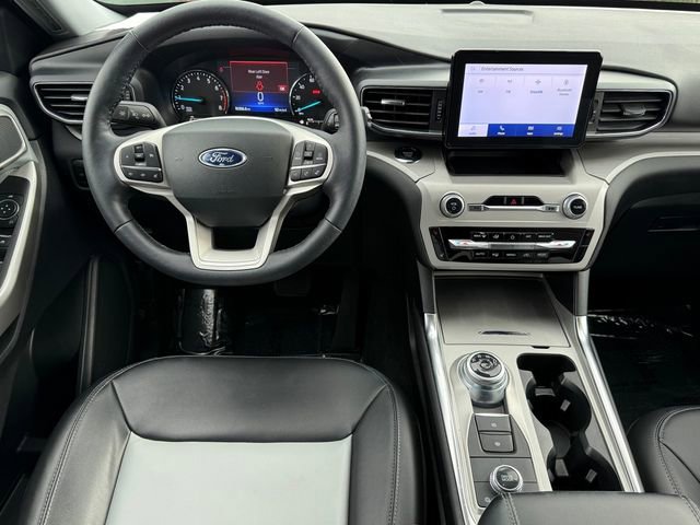 Certified 2023 Ford Explorer XLT w/ Equipment Group 202A image 8