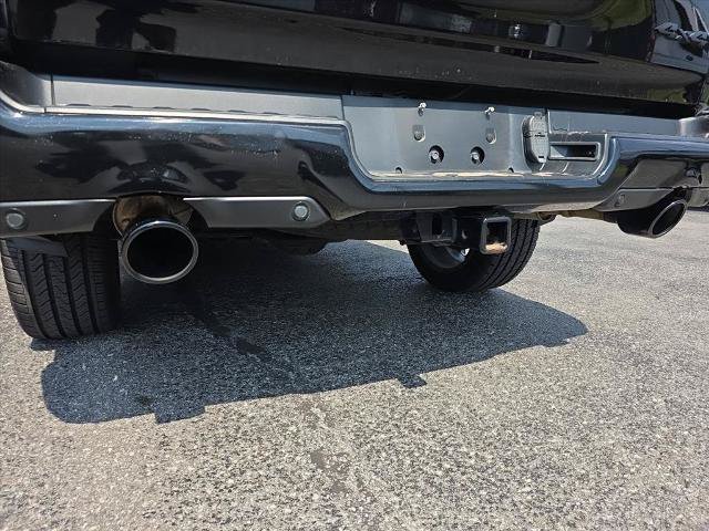 Used 2020 RAM 1500 Limited w/ Black Appearance Package AWD/4WD image 6