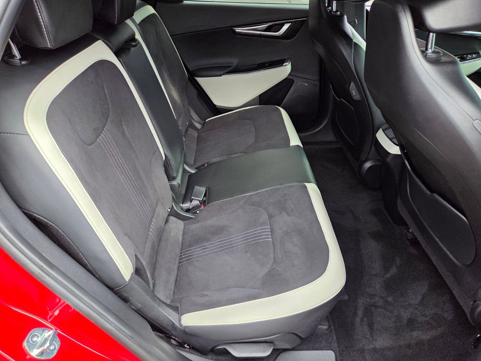 Used 2023 Kia EV6 GT-Line w/ GT-Line Suede Seat Package RWD image 14