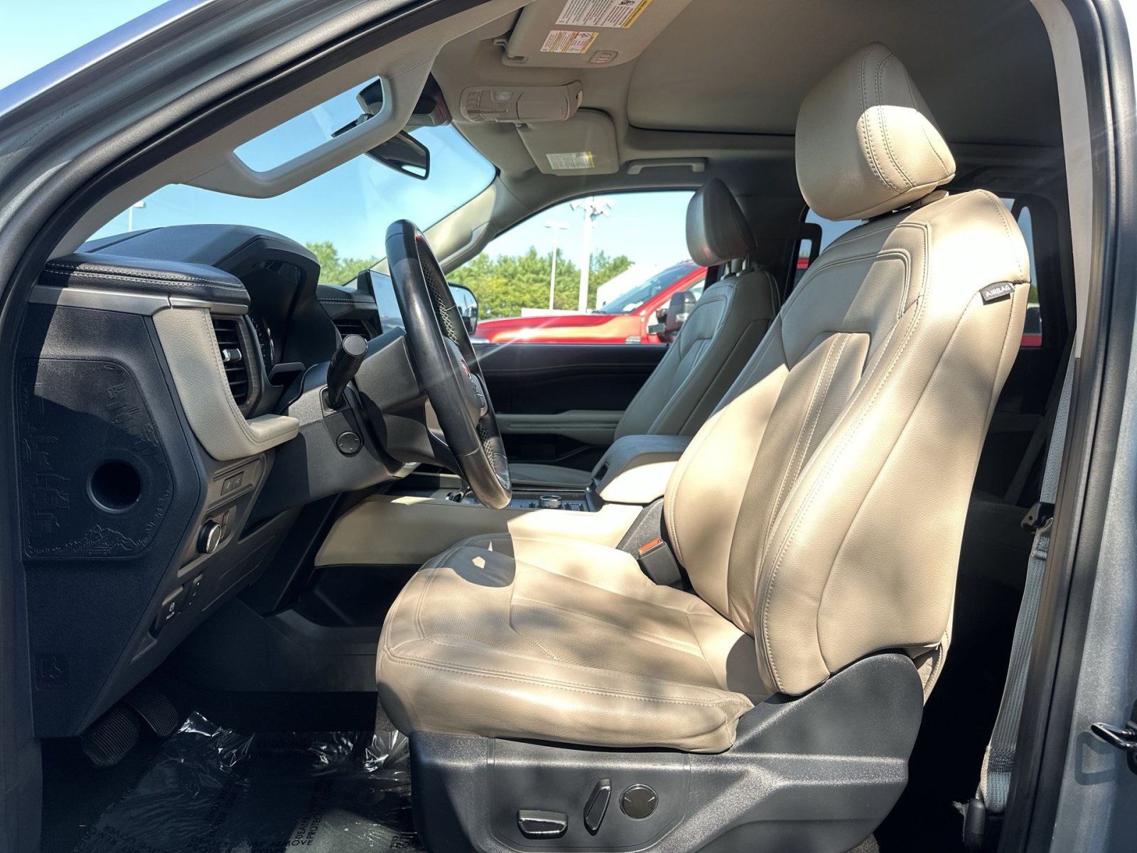 Certified 2024 Ford Expedition Limited AWD/4WD image 14