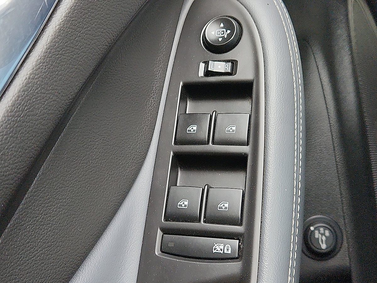 Used 2019 Buick Envision Premium w/ LPO, Active Package AWD/4WD image 27