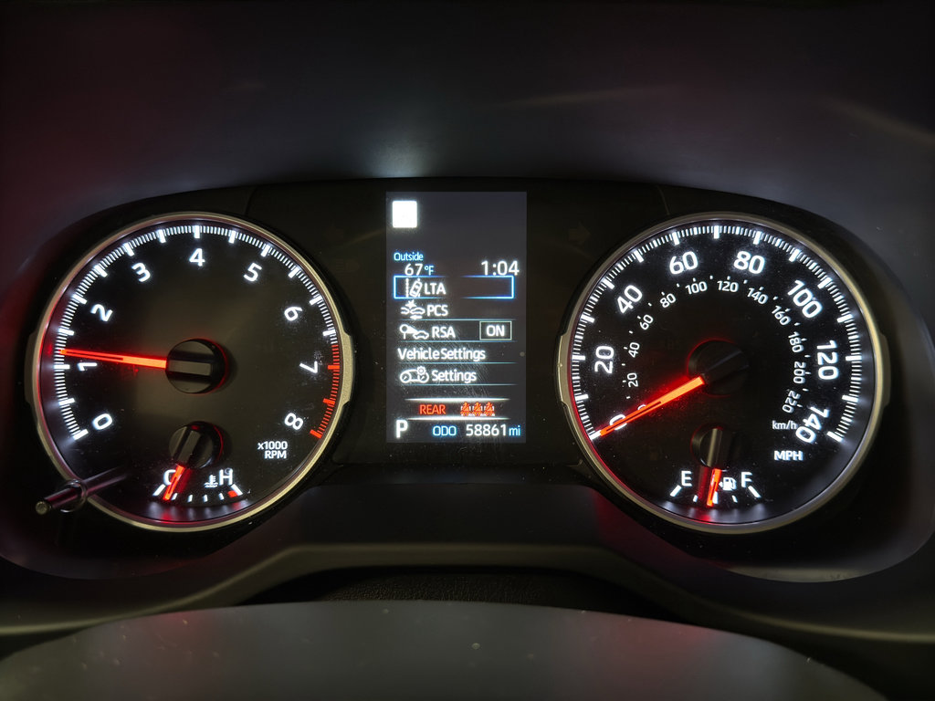 Used 2022 Toyota RAV4 LE image 16