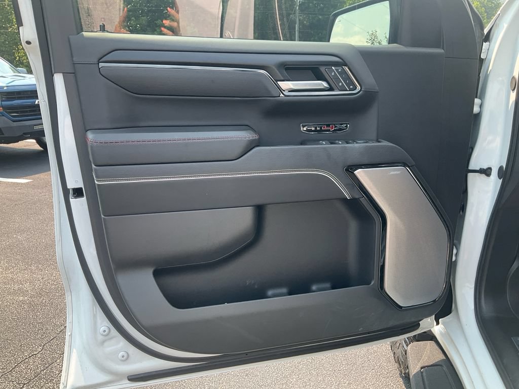 Used 2025 GMC Sierra 1500 AT4X AWD/4WD image 17