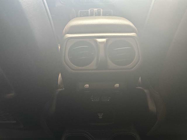 Used 2021 Jeep Gladiator Rubicon w/ Trailer Tow Package image 16