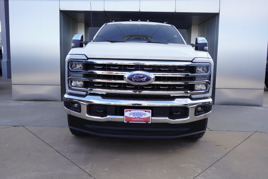 Certified 2025 Ford F250 King Ranch w/ Chrome Package AWD/4WD image 4